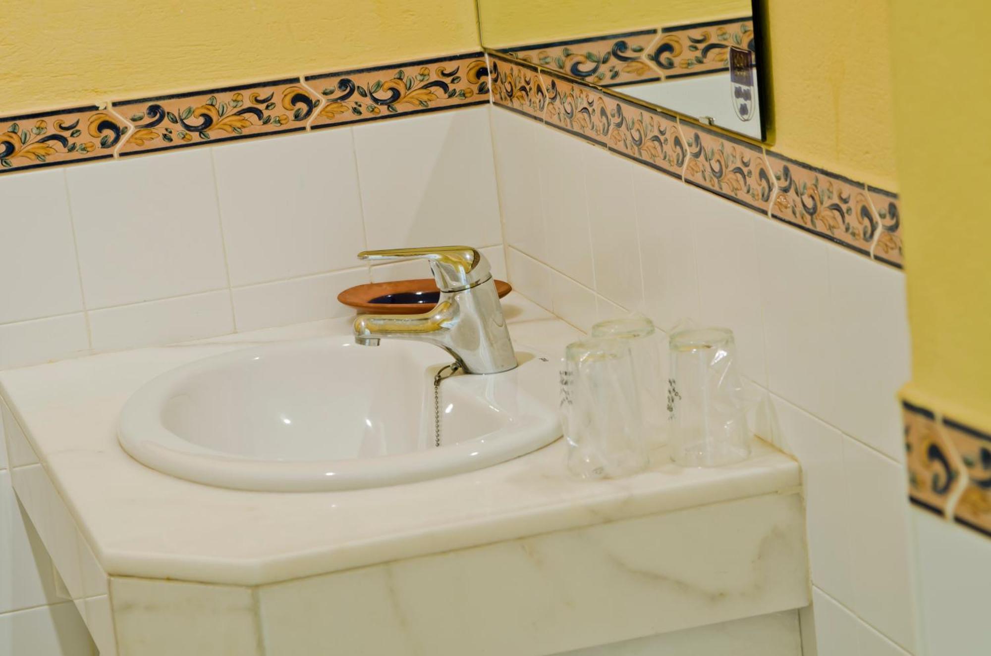 Hostal Sixto Rota Bagian luar foto