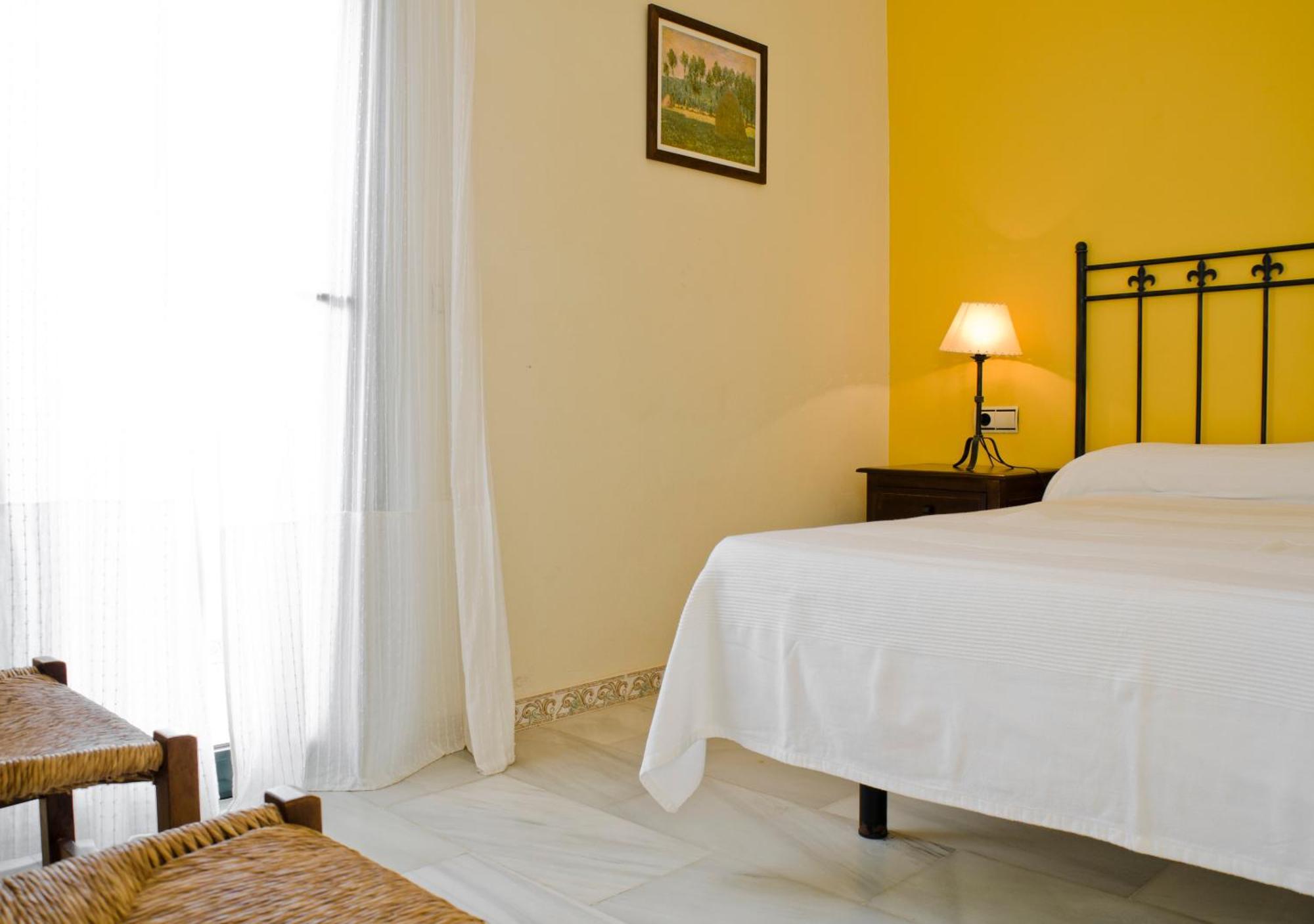 Hostal Sixto Rota Bagian luar foto